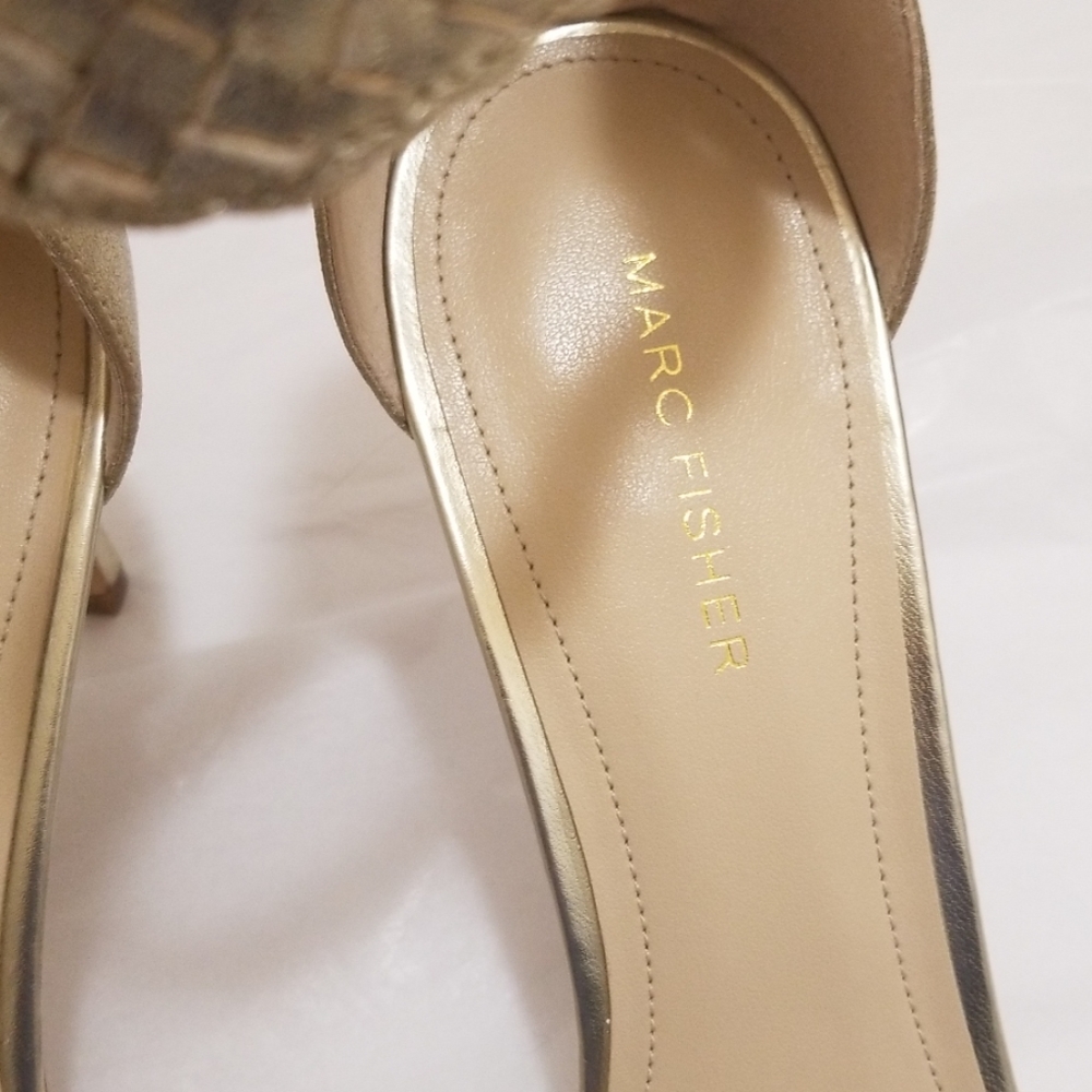 Ladies Shoes - Picture 2 of 6
